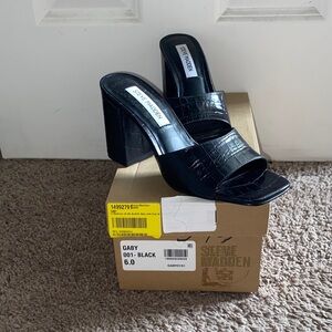 Steve Madden Black Croc-Embossed Heels